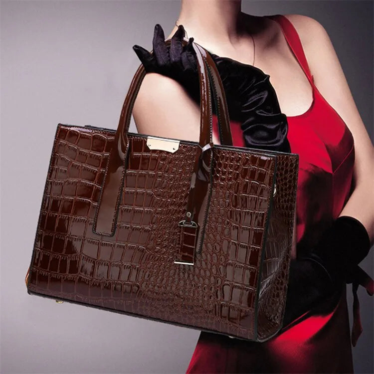 ChicCroc Haven | Stylish Women's Handbags Collection