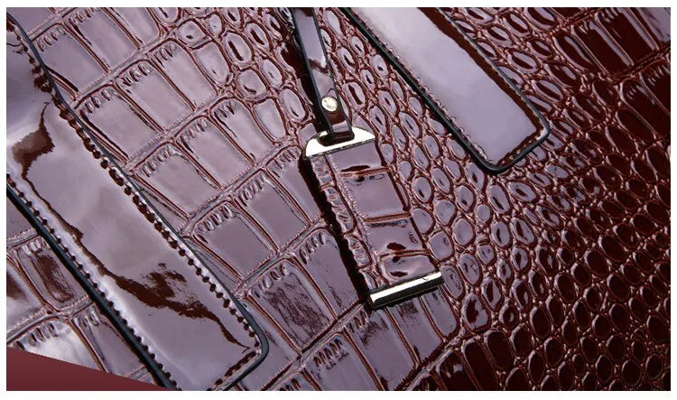 ChicCroc Haven | Stylish Women's Handbags Collection