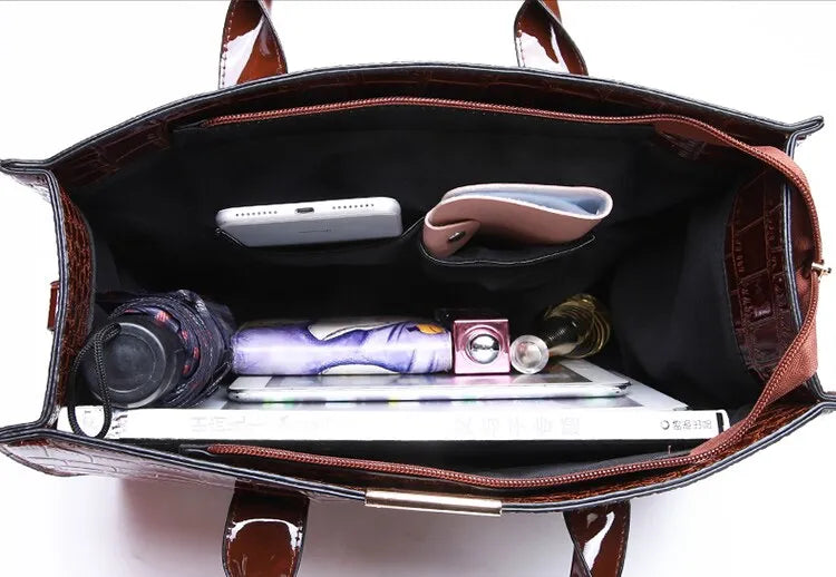 ChicCroc Haven | Stylish Women's Handbags Collection