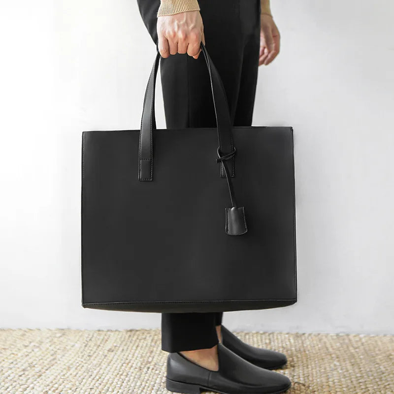 Urban Chic  Fashion Handbags Collection